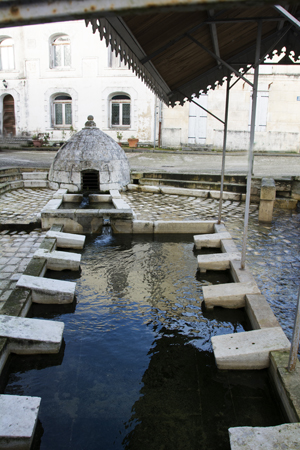 Le lavoir - La Chapelle des Pots